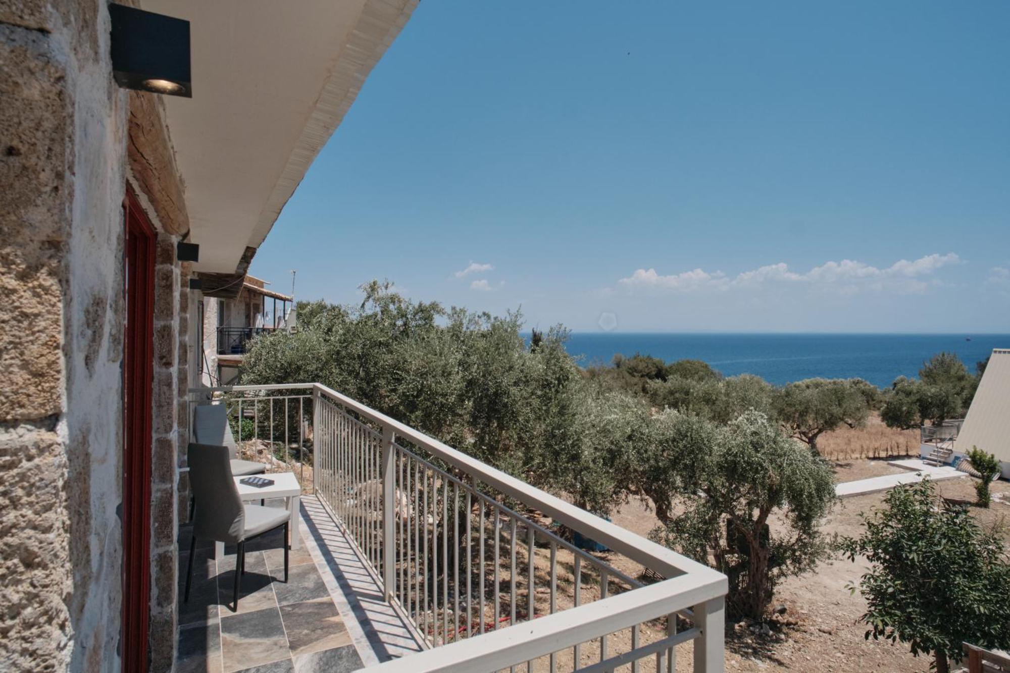 Casa Petra - Stone Cottage Farmhouses Argassi Exterior photo